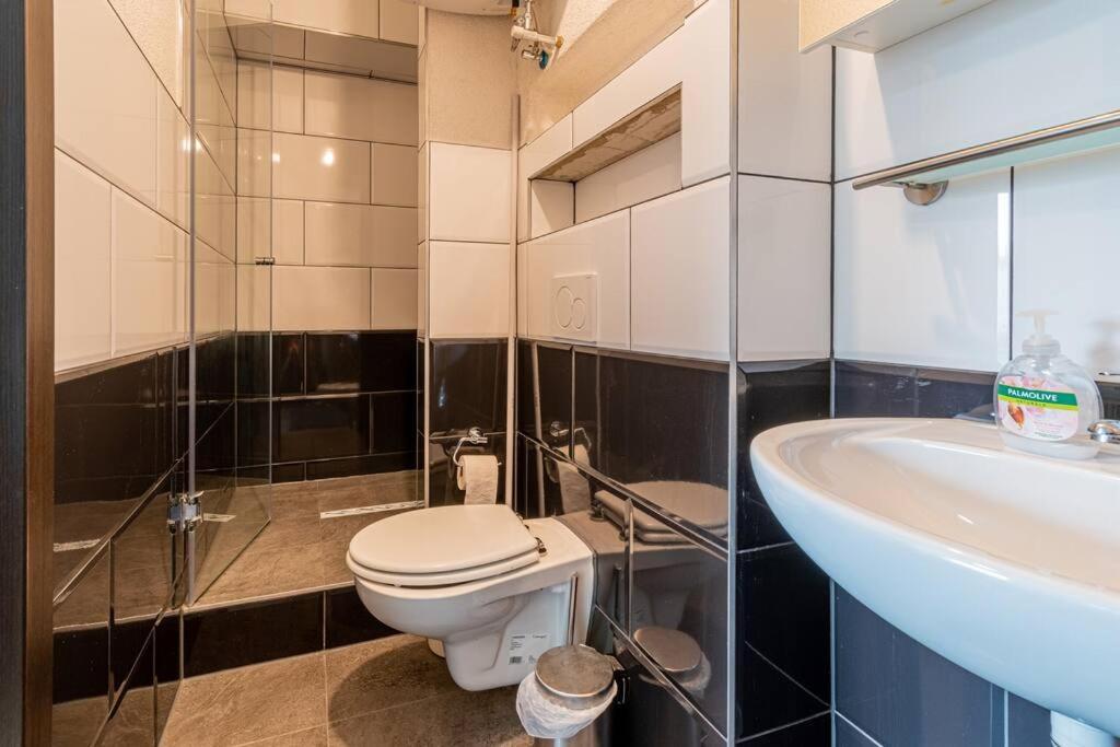Gemuetliches Apartment In Neuwied Luaran gambar